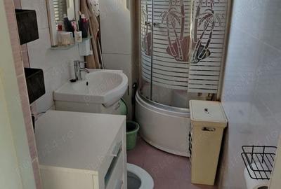 Proprietar vand Apartament 2 camere. - 2