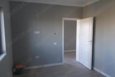 Casă cu 4 camere cu Teren 500 Mp în Moșnița Nouă
