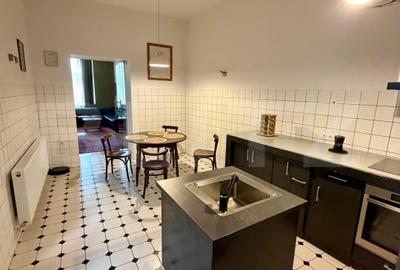 Apartament cu 2 camere semidecomandat în Central - 1