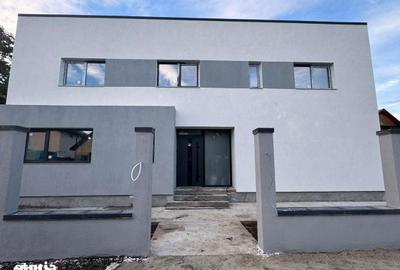 Casă cu 5 camere cu Teren 445 Mp în Cumpăna - 4