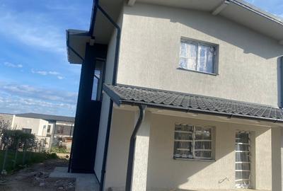 Casă individuală cu 4 camere cu Teren 380 Mp în Valea Adâncă - 2