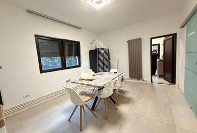 Casa individuala cu 8 camere, 750mp teren, in Mehala - 15