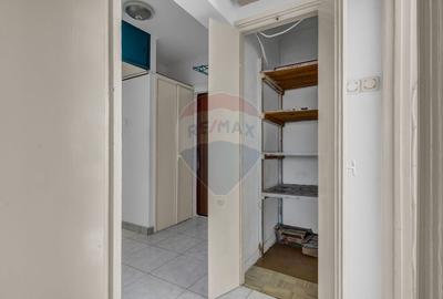Apartament cu 2 camere decomandat în Romanilor - 16