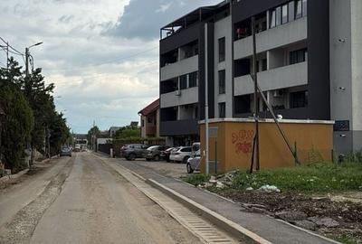 Spațiu comercial, de 500 mp, în Central - 7