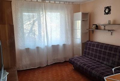 Garsonieră decomandată în Micro 17 - 2