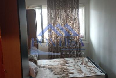 Apartament cu 3 camere semidecomandat în Veteranilor - 4