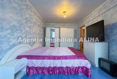 Apartament cu 3 camere decomandat în Astoria - 3