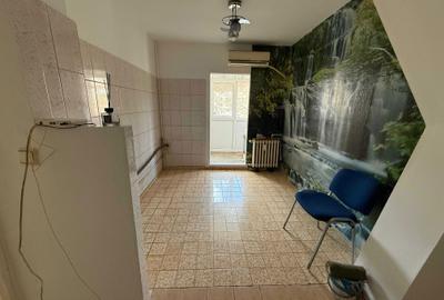 Apartament cu 2 camere decomandat în Sărari - 6
