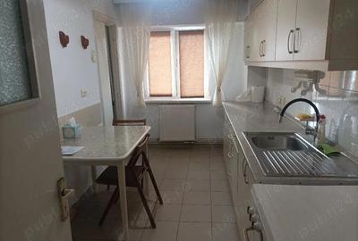 Apartament cu 3 camere decomandat în Decebal - 6