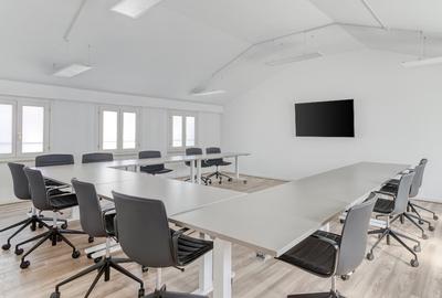 Spa?iu de birou privat pentru 2 persoane in Regus Iride Business - 3