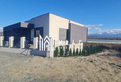 Casă individuală modernă I Șelimbăr I 203 mp utili I teren 500 mp I garaj - 4