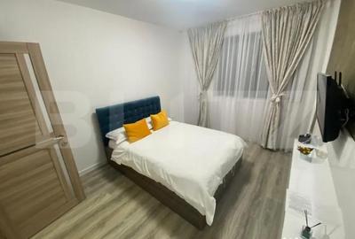 Apartament cu 3 camere semidecomandat în Calea București - 12