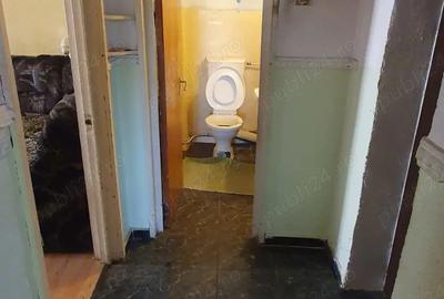 Apartament cu 3 camere decomandat în Traian - 3
