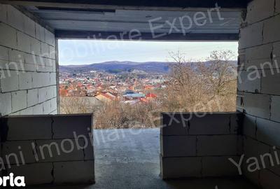 Casă cu 4 camere cu Teren 723 Mp în Central - 16