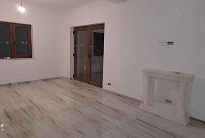 Casă cu 4 camere cu Teren 370 Mp în Central - 9