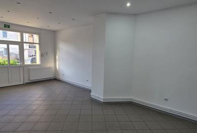 Spațiu comercial, de 55 mp, în Odobescu - 7