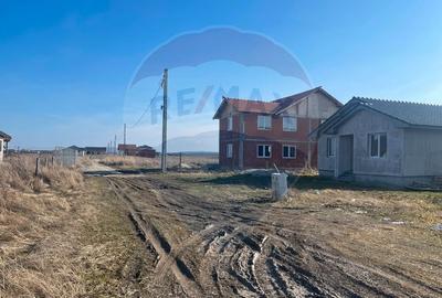 Teren Cihei / 1.632mp/ langa Fundatia Nesu - 5