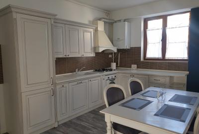 Apartament cu 2 camere semidecomandat, mobilat în Dacia - 3