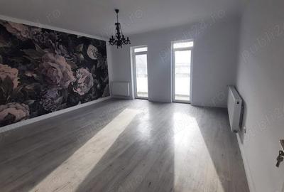 Casă cu 4 camere în Săsar