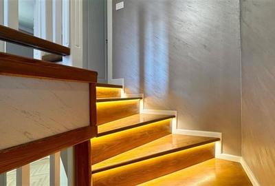 Casa tip duplex cu panorama superba asupra lacului Rediu - 9