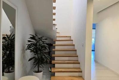 Apartament cu 4 camere, mobilat în Central - 2