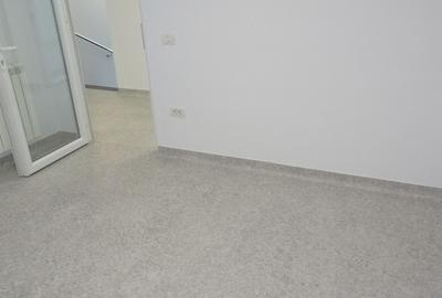 Inchiriez 3 cabinete medicale in Deva, zona Dacia, etaj 1, - 33