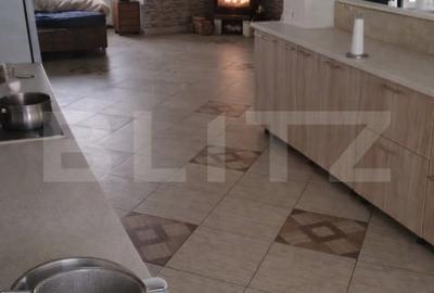 Casă individuală cu 4 camere cu Teren 553 Mp în Stupini