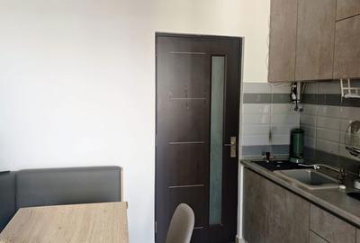 Apartament cu 2 camere decomandat în Central - 2