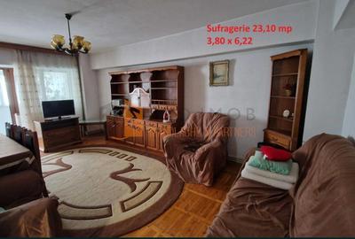 Apartament 4 camere cf 1  decomandat zona Centru - 3
