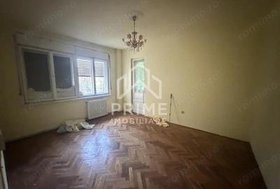 Apartament cu 4 camere decomandat în Cetate - 11