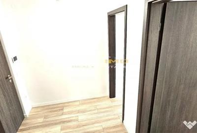 Apartament cu 2 camere decomandat în Mamaia