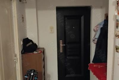 Apartament de vanzare cu 3 camere - 1