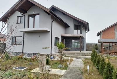 Casă în Hinova - 4