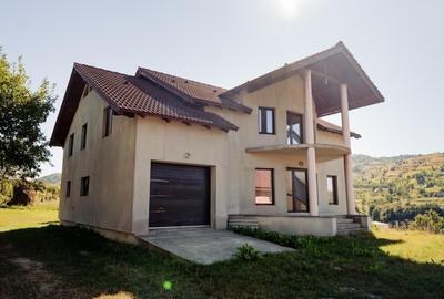 Casă cu 4 camere în Maieru - 7