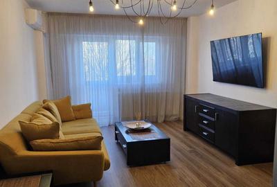 Apartament cu 3 camere semidecomandat, mobilat în 13 Septembrie - 1