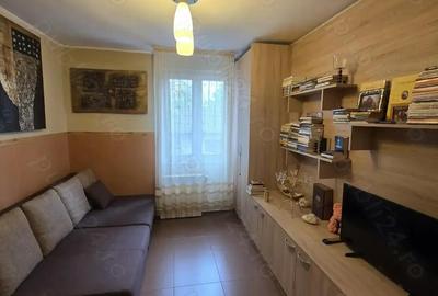 Vand apartament 3 camere cu garaj Cuza-Voda - 5