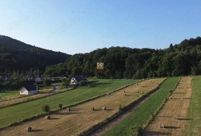 Teren de 5886 mp, în Bucșoaia - 2