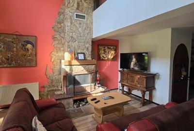 Casă individuală cu 5 camere cu Canalizare în Traian - 2