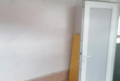 Spațiu comercial, de 80 mp, în Alunișu - 4