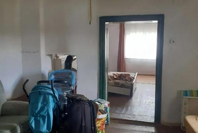 Casă cu Teren 1000 Mp în Pelișor - 3