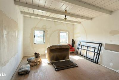 Casă cu 4 camere în Berveni