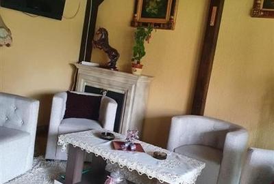 Casă individuală cu 4 camere cu Canalizare în Aradul Nou - 11