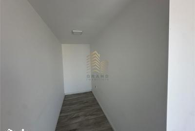 Apartament cu 3 camere decomandat în Decebal - 4