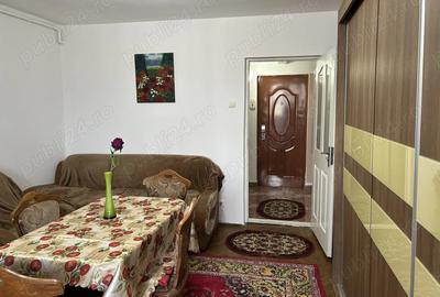 Vand garsoniera in zona garii .proprietar - 1