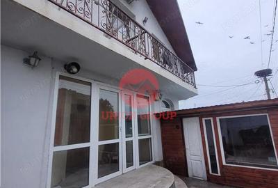 Casă cu 6 camere cu Teren 186 Mp în Vest - 1