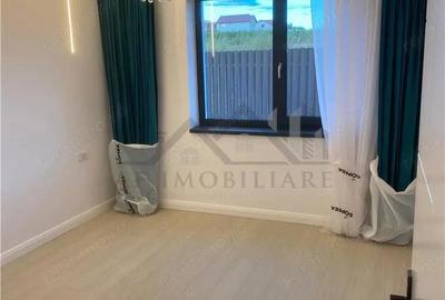 Casă cu Teren 260 Mp în Popas Păcurari - 1