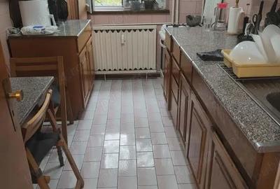 Inchiriez apartamment doua camere decomandate - 3