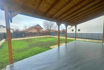 Casă cu 5 camere cu Teren 500 Mp în Căpățânești - 3