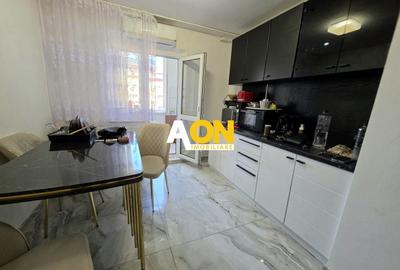 Apartament cu 2 camere decomandat în Ampoi 3