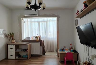 Apartament cu 3 camere decomandat în Central - 4